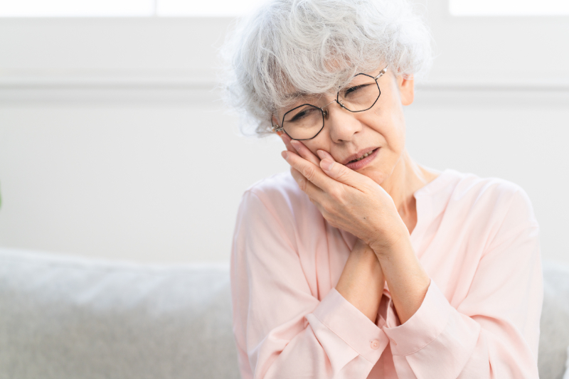 歯を失う年代の女性
